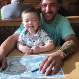 Meet your Posher, Dereck